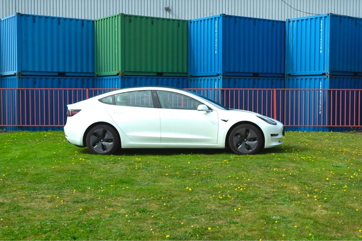 Tesla Model 3D Performance Long Range