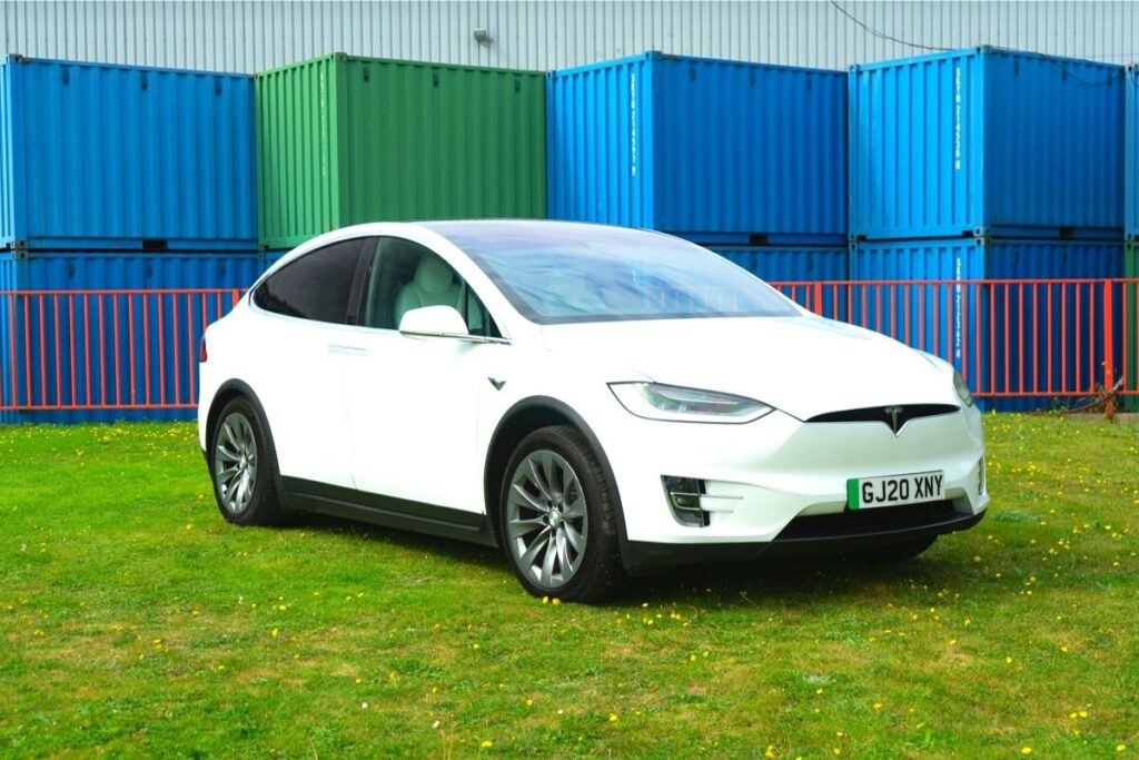 Tesla Model X 90D