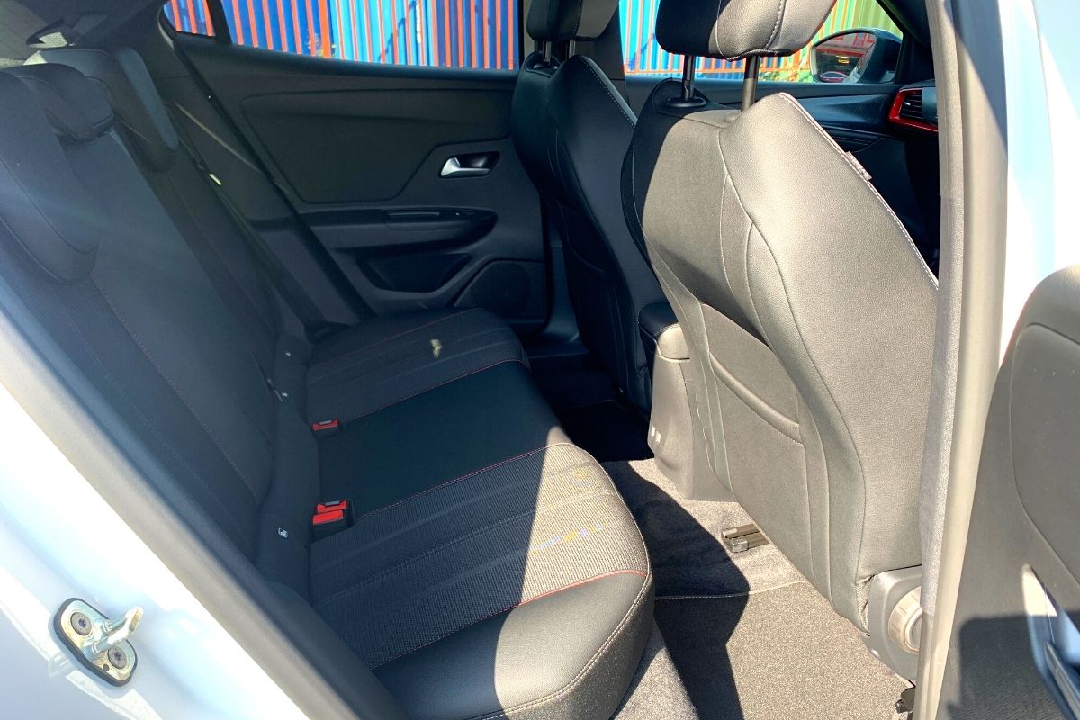 Vauxhall Mokka-e interior