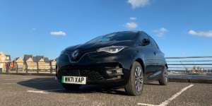Rent an electric car - ZOE