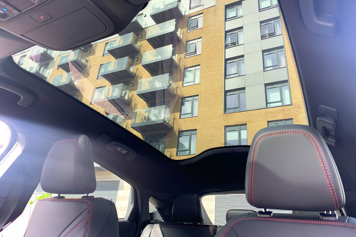 Ford Mustang Mach-E Panoramic Roof