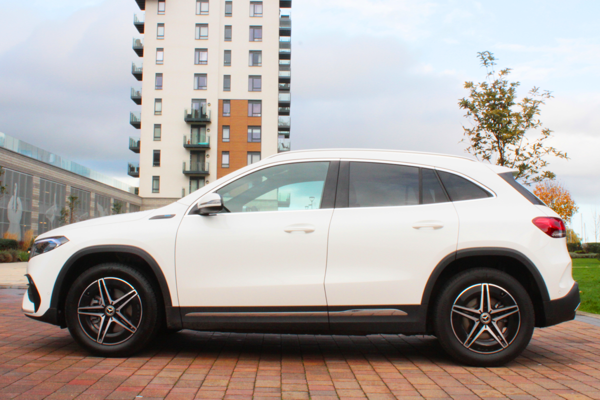 Mercedes EQA