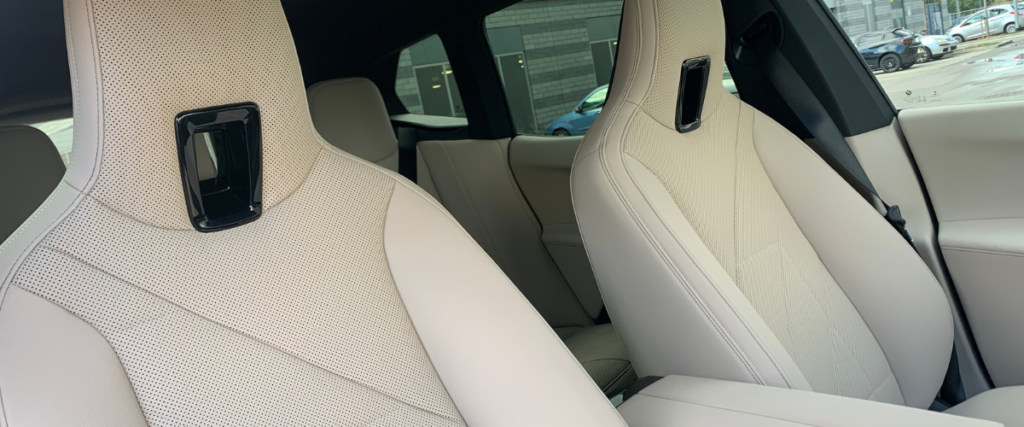 Seats inside a BMW iX 40