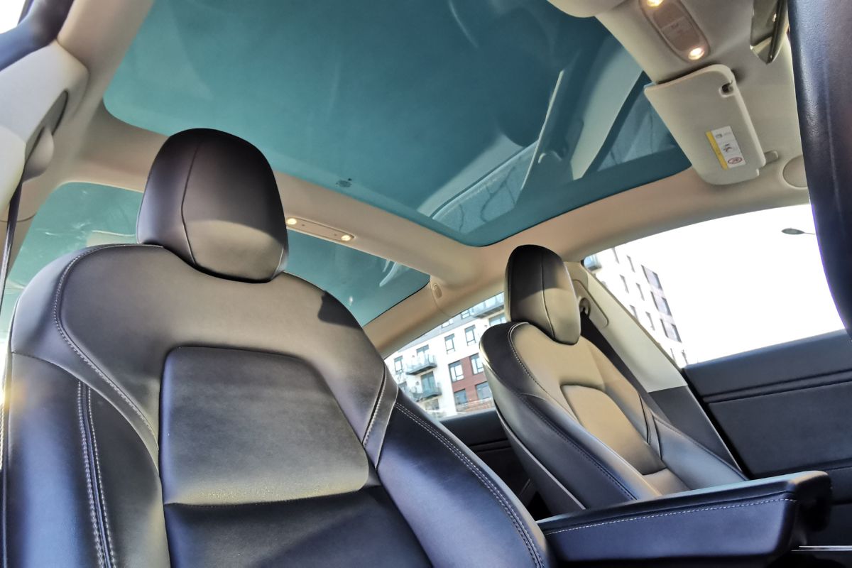 Tesla Model 3 standard_4 Tesla Model 3 standard