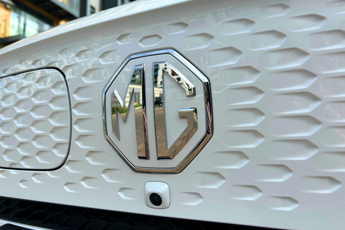 MG ZS (19) MG ZS Electric Car Camera