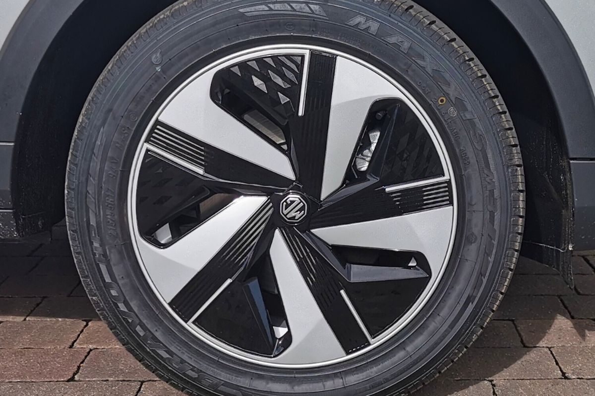 MG ZS (21) MG ZS Electric Car