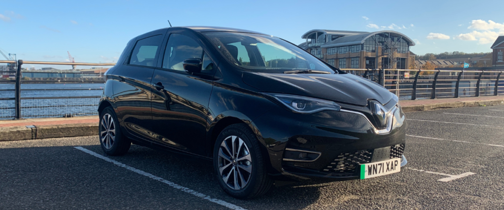 Renault zoe facing forward