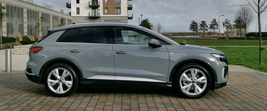 Audi e-tron Q4 side on