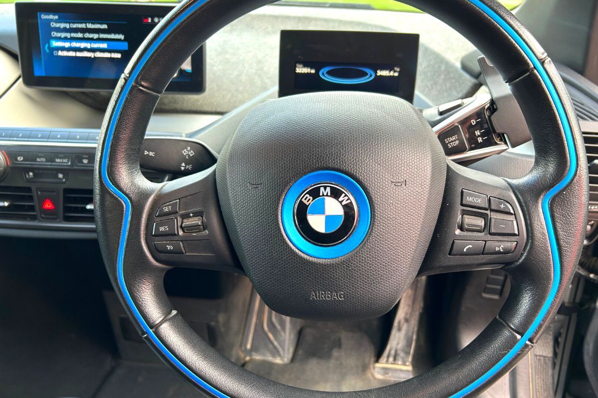 Steering wheel of BMW i3