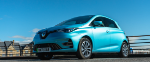 blue renault zoe