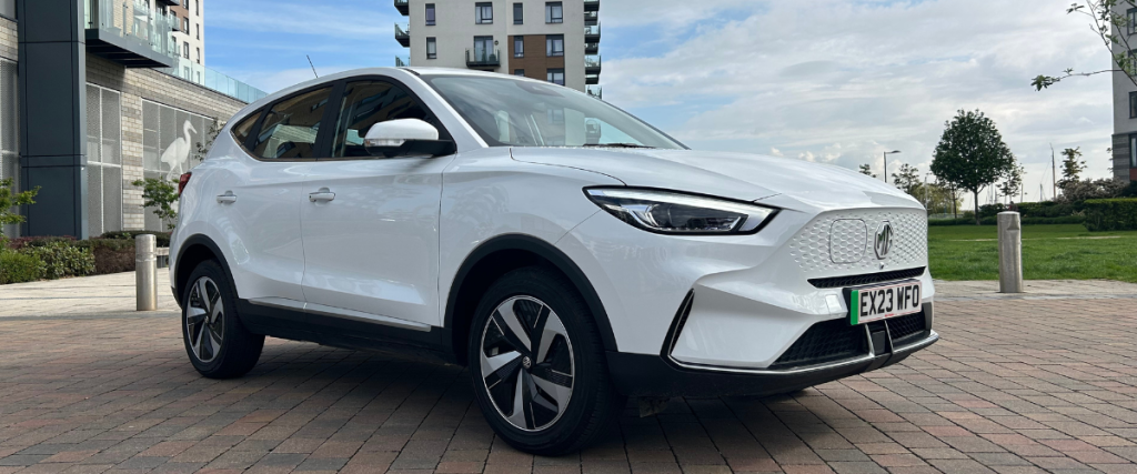 White MG ZS facing right at an angle