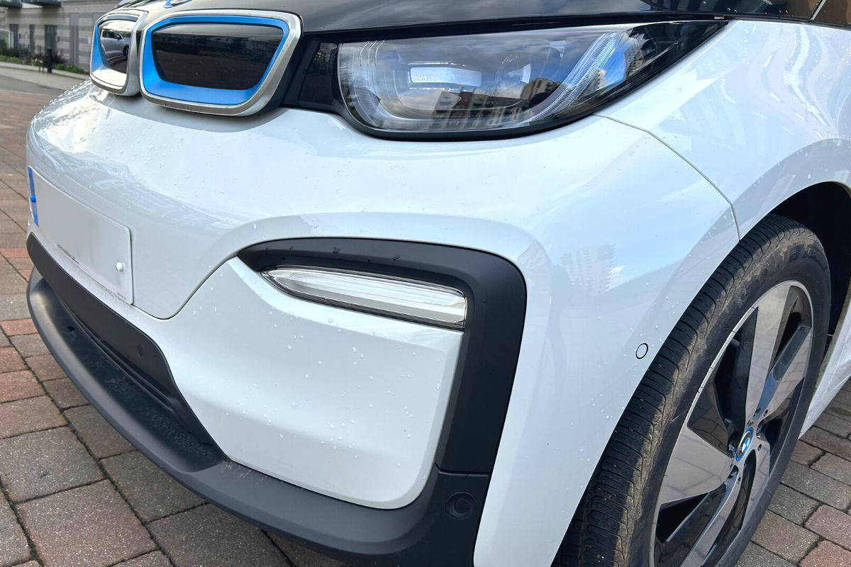 Hire a BMW i3