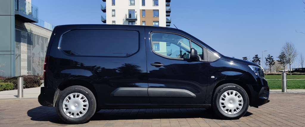 Combo-e Black 2