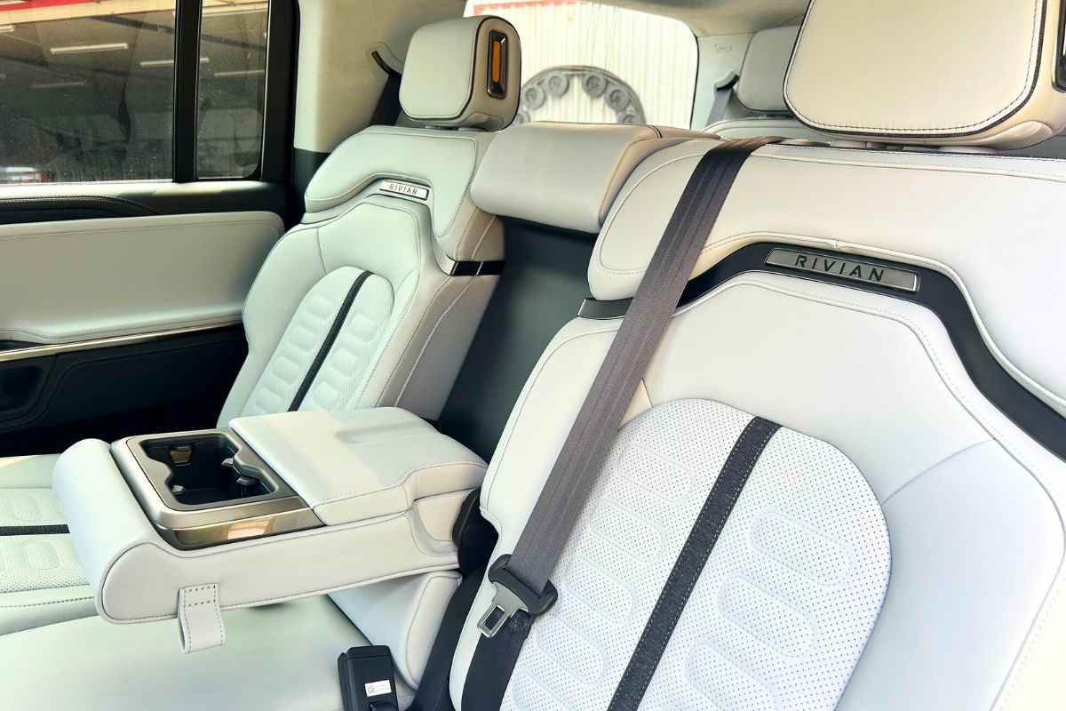Hire a Rivian R1S - Interior
