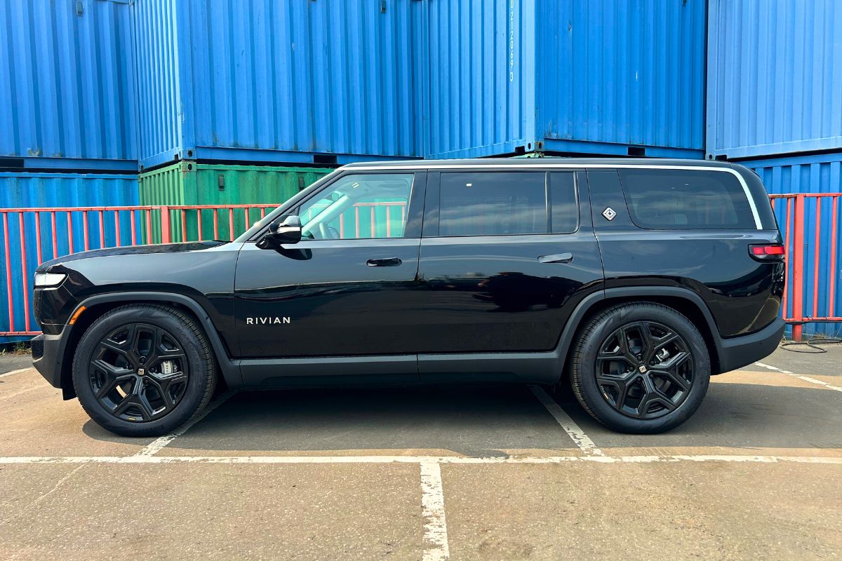 Hire a Rivian R1S