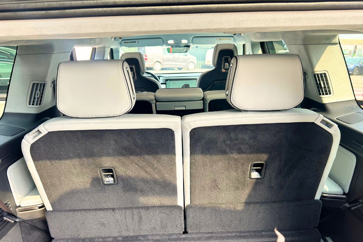 Hire a Rivian R1S - Interior