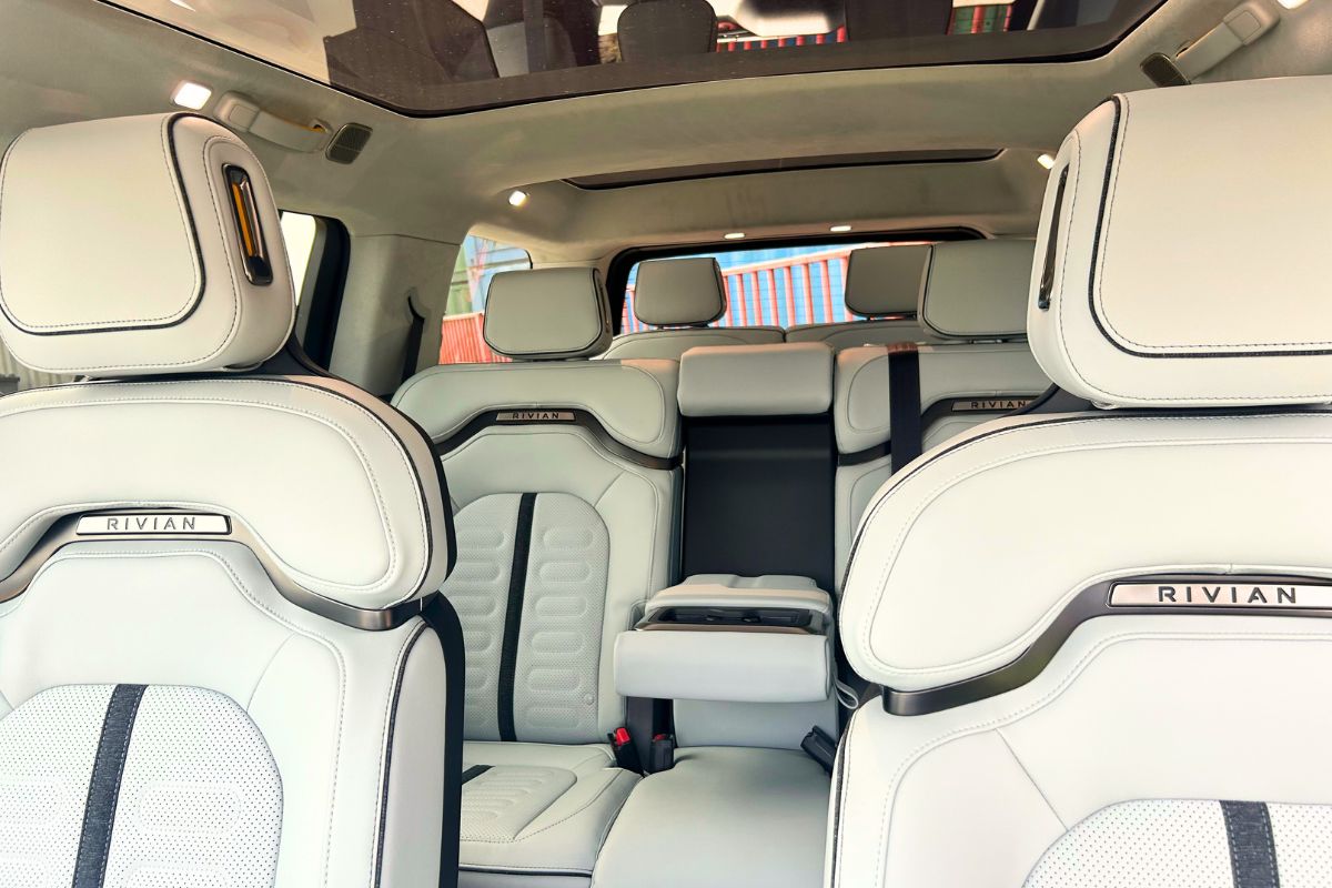 Hire a Rivian R1S - Interior