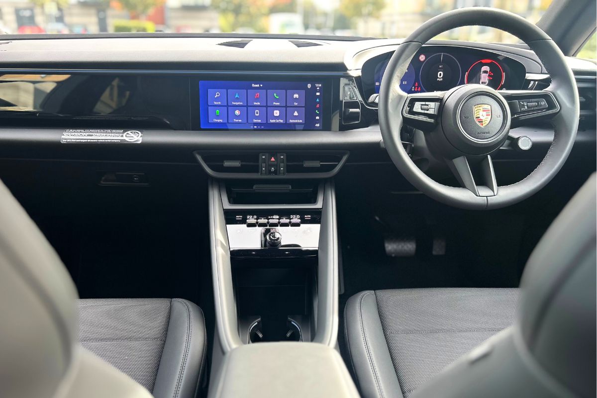 Porsche Macan 4