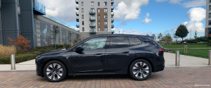 BMW iX40